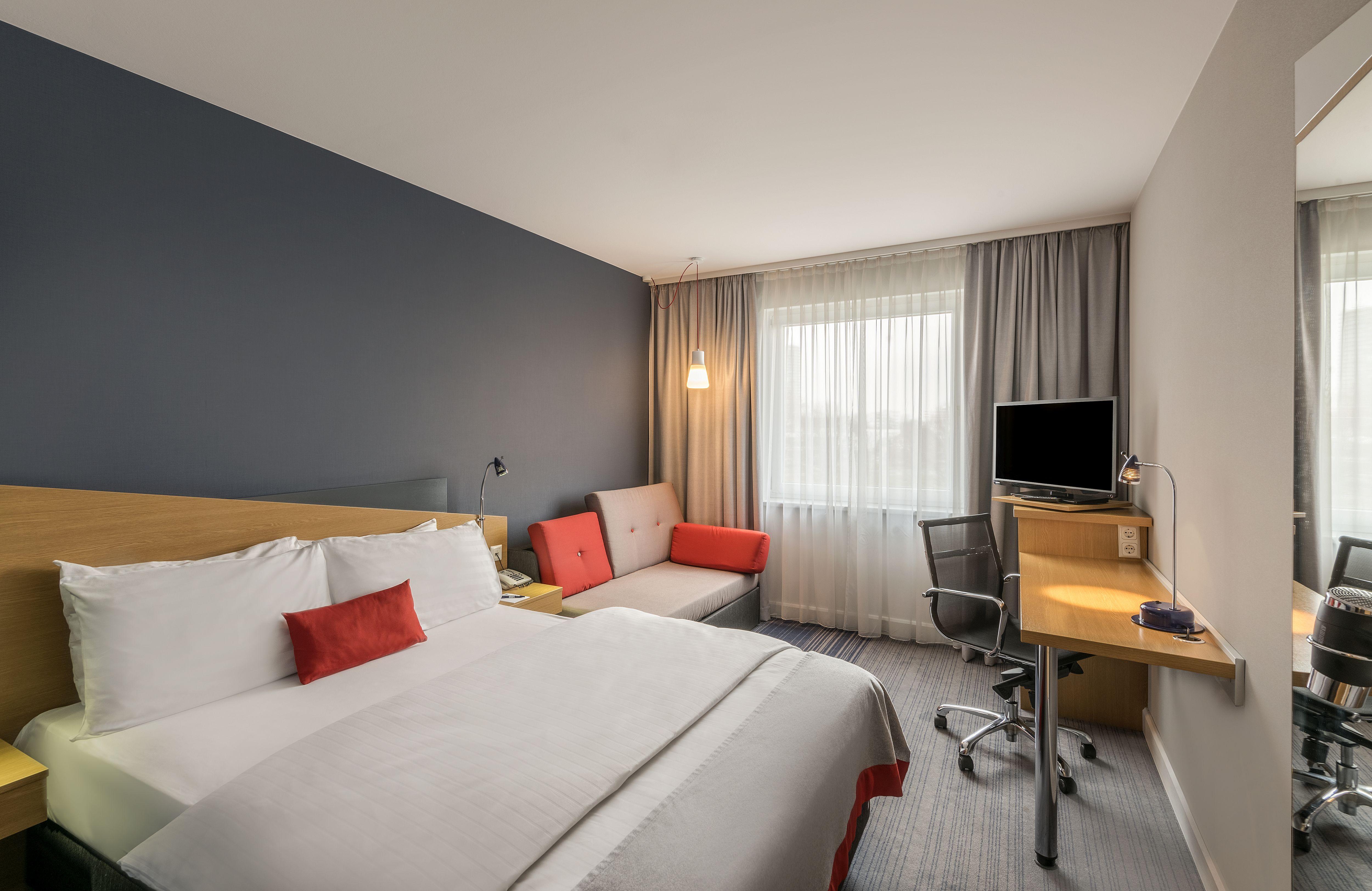 Holiday Inn Express Cologne Muelheim, An Ihg Hotel Kültér fotó