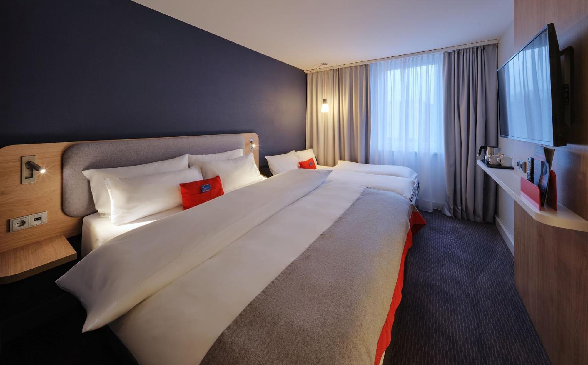 Holiday Inn Express Cologne Muelheim, An Ihg Hotel Kültér fotó