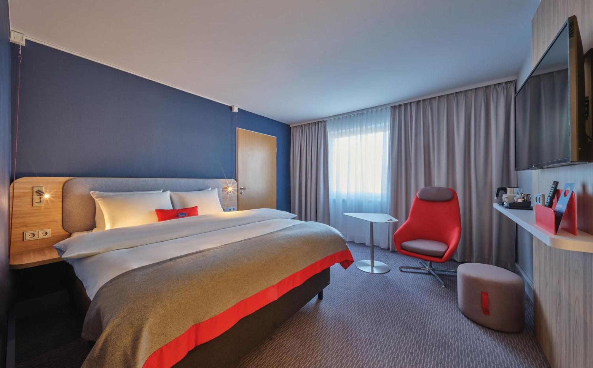 Holiday Inn Express Cologne Muelheim, An Ihg Hotel Kültér fotó