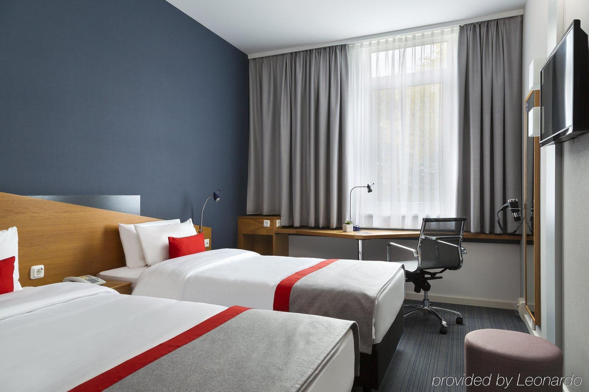 Holiday Inn Express Cologne Muelheim, An Ihg Hotel Kültér fotó