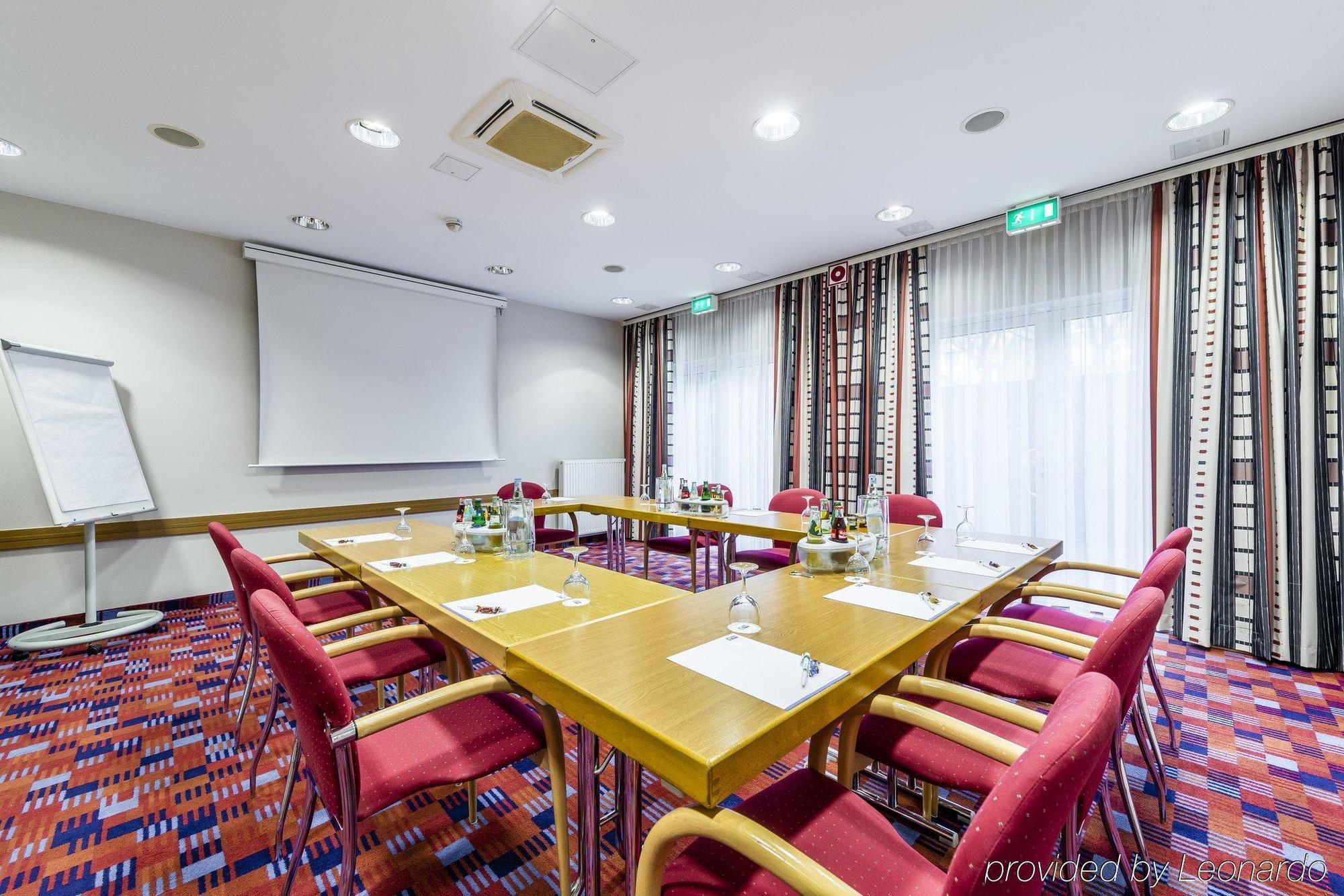 Holiday Inn Express Cologne Muelheim, An Ihg Hotel Kültér fotó