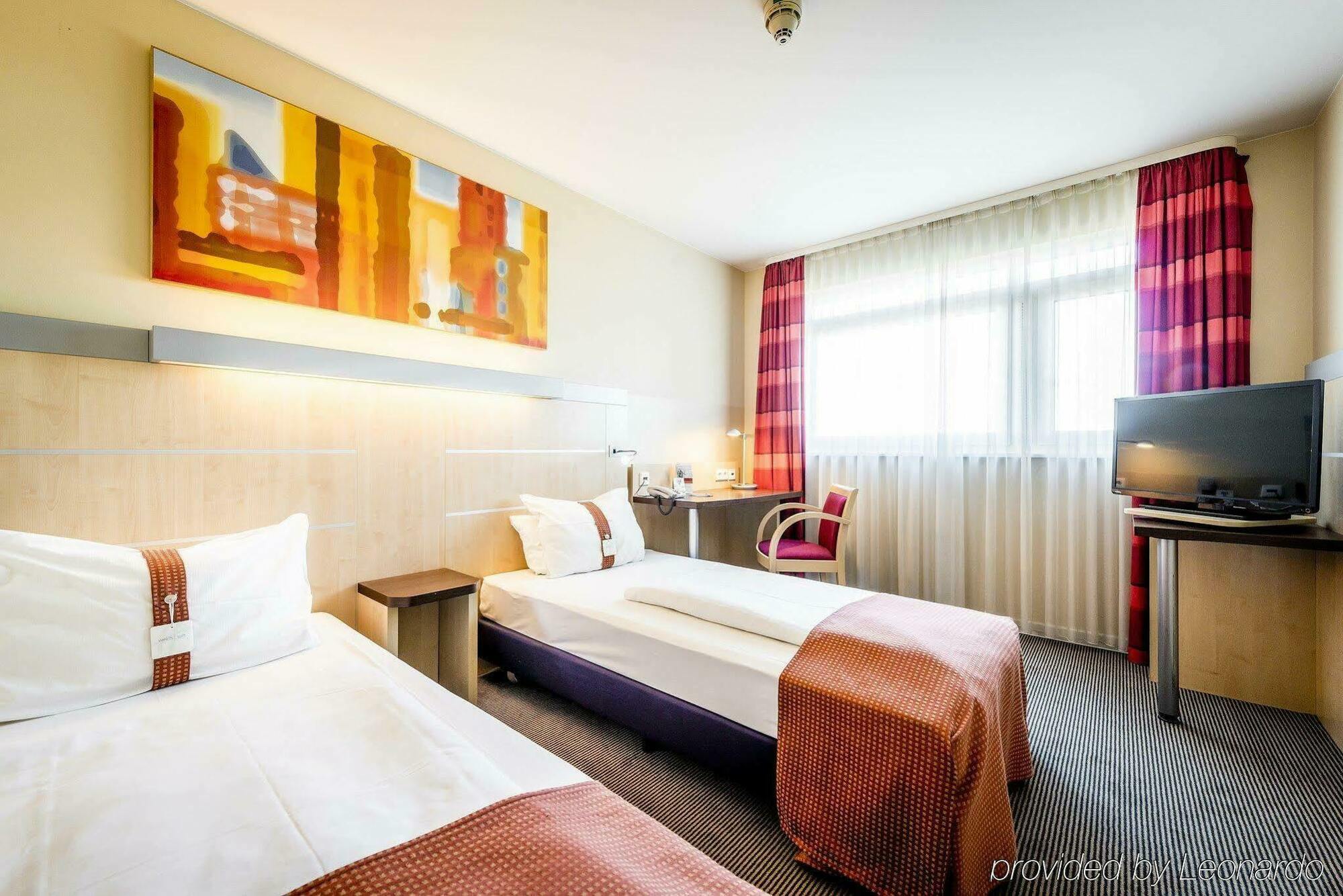 Holiday Inn Express Cologne Muelheim, An Ihg Hotel Kültér fotó