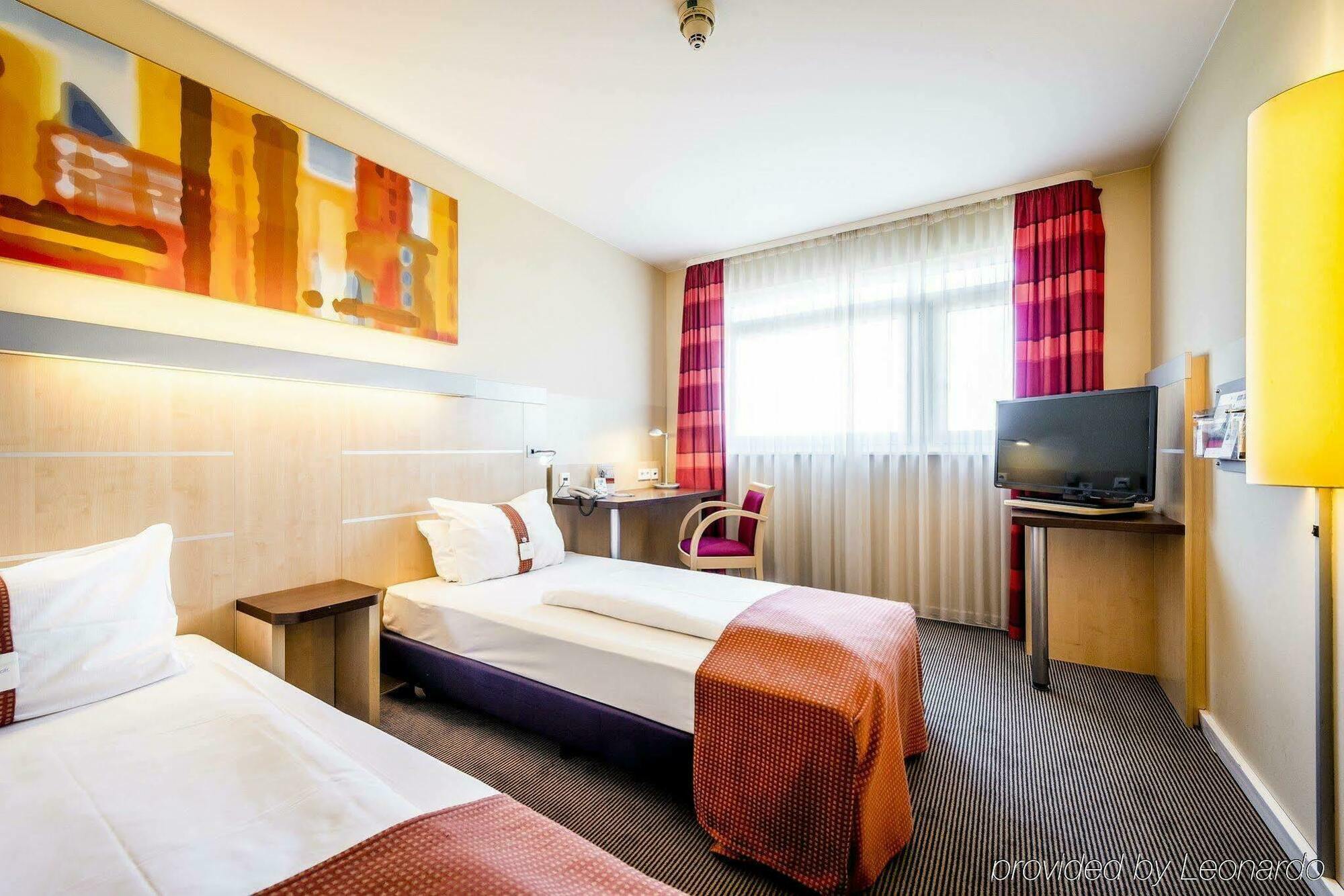 Holiday Inn Express Cologne Muelheim, An Ihg Hotel Kültér fotó